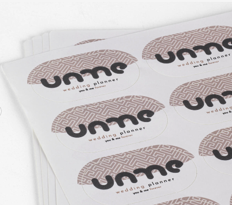 Etiquetas adhesivas personalizadas en hoja