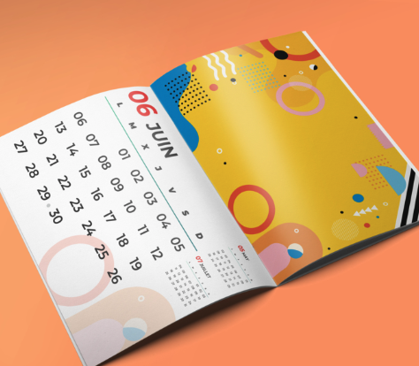 Varios calendarios grapados corporativos