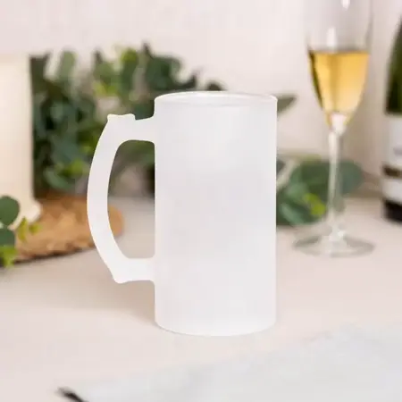 jarra de cristal opaco